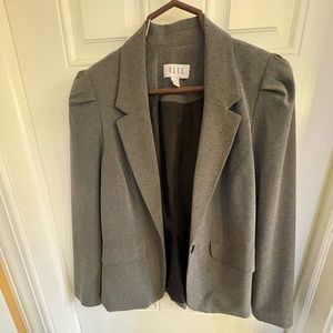 Elle suit jacket
